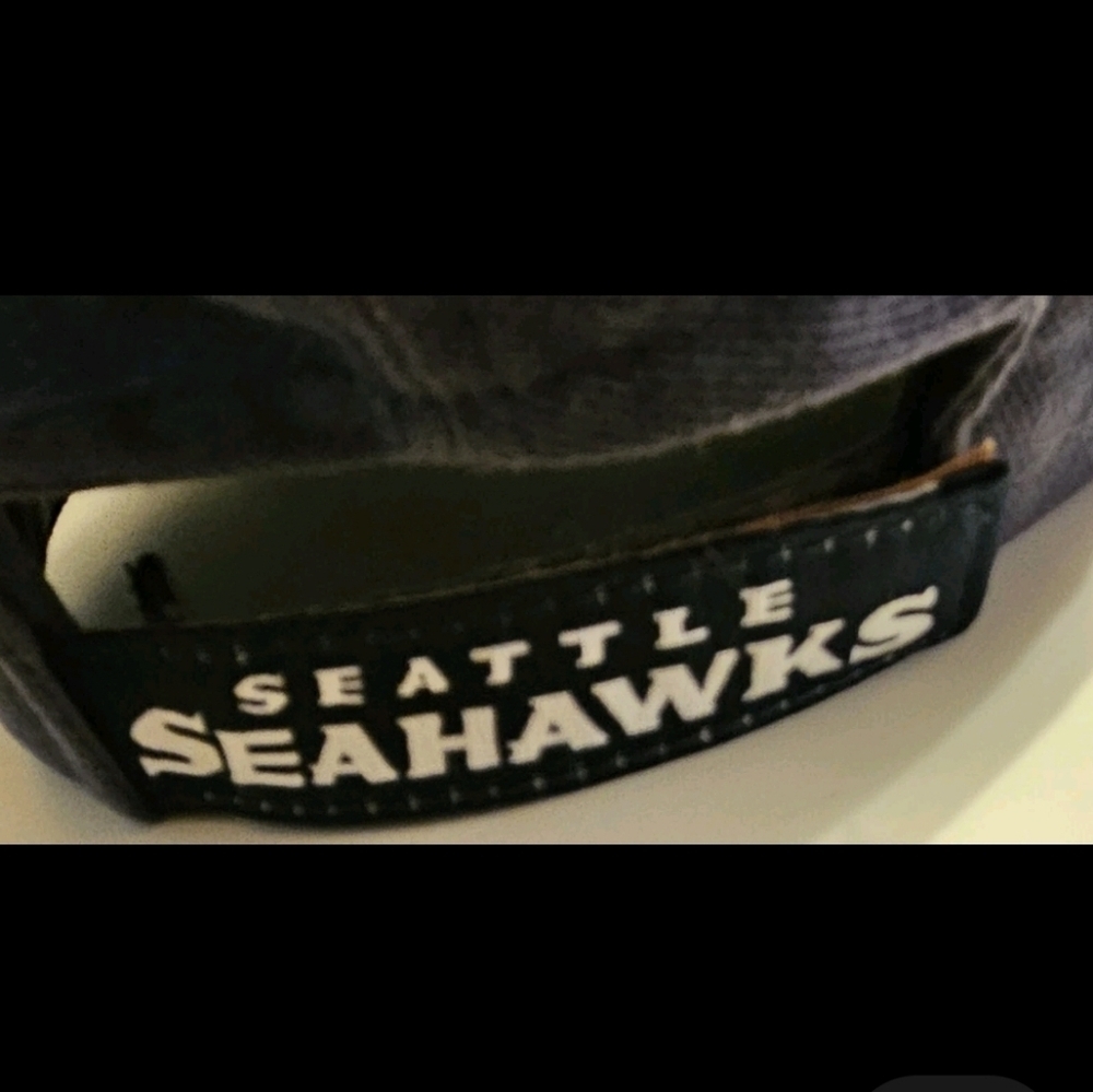 NFL Seattle Seahawks Rare Design Reebok Strapback Cap Hat Adjustable Unisex - Picture 3 of 5